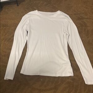 a new day Women's Classic White Long Sleeve Tee